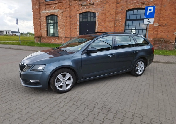 Skoda Octavia cena 49900 przebieg: 188000, rok produkcji 2019 z Radom małe 497